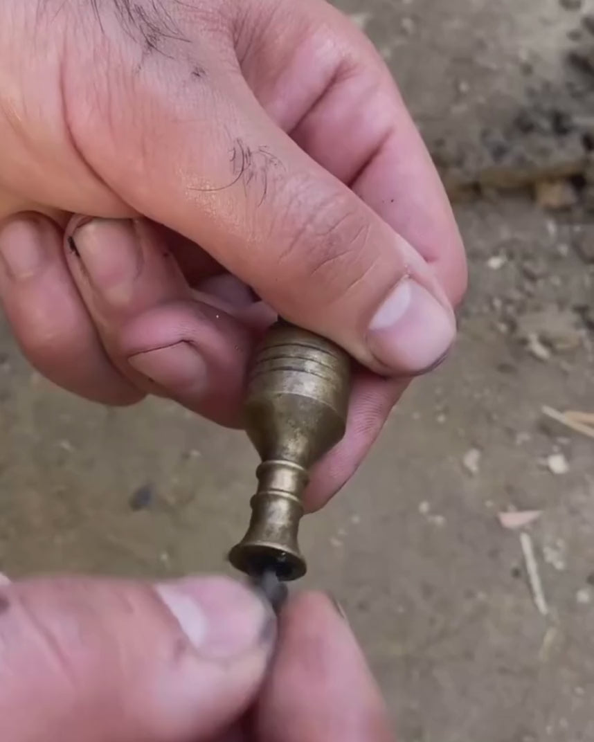 arabian man on eyes applying moroccan authentic kohl kajal