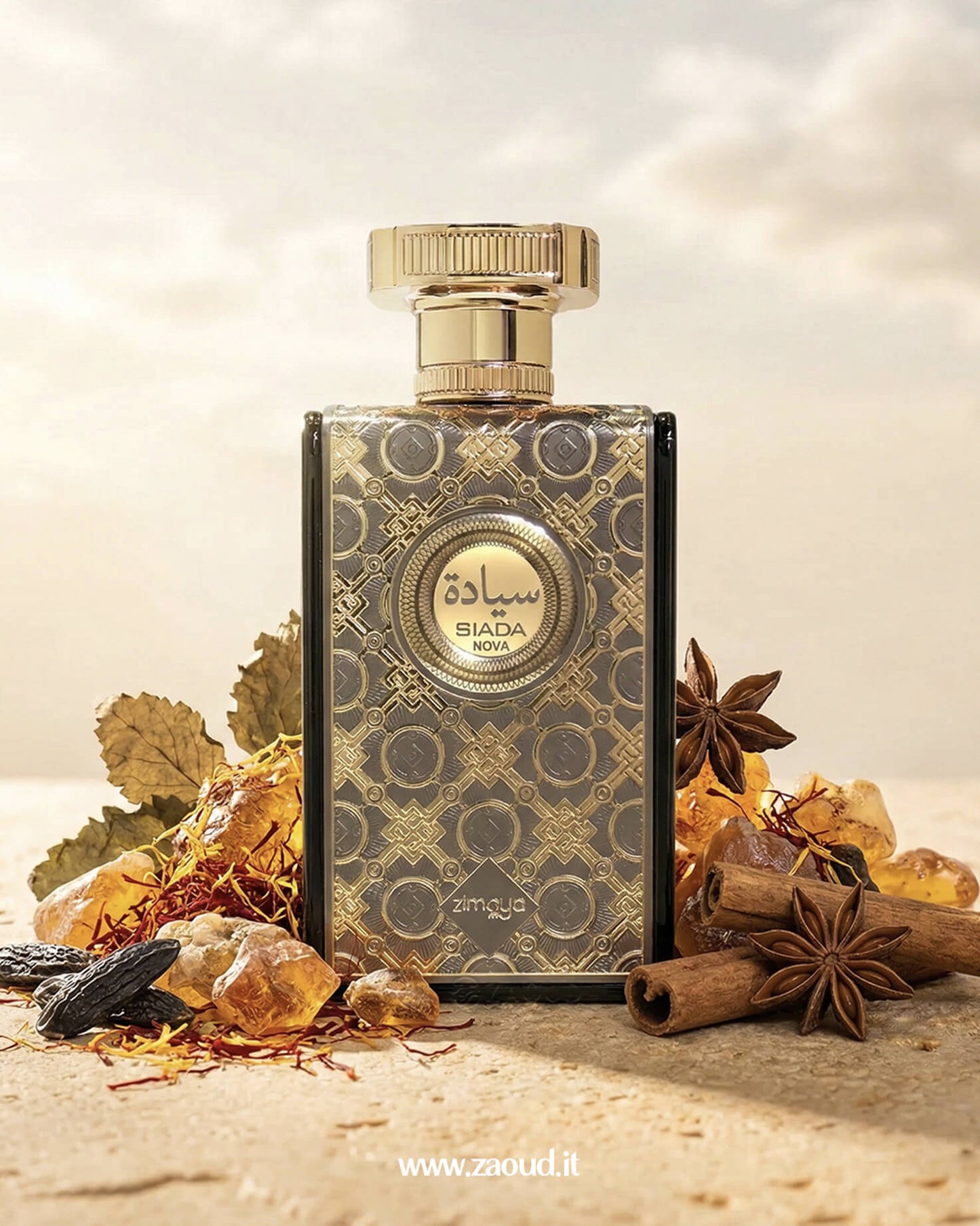 Zimaya Siada Nova perfume bottle with saffron, cinnamon, and amber resin highlighting a spicy oriental amber fragrance.
